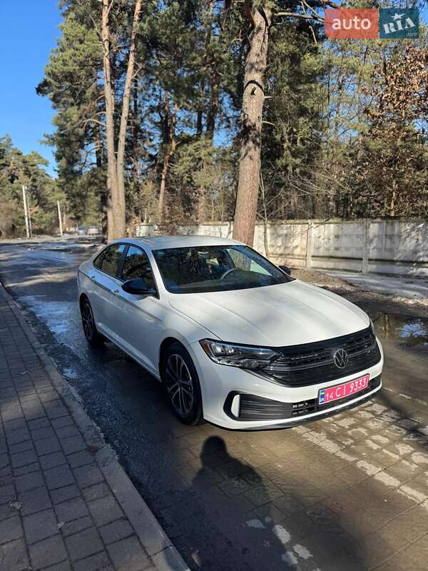 Седан Volkswagen Jetta 2023 в Львове