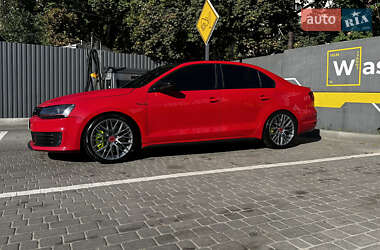 Седан Volkswagen Jetta 2013 в Харькове