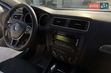 Седан Volkswagen Jetta 2015 в Борисполі