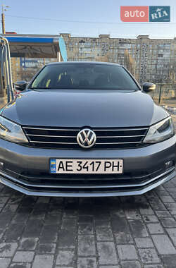 Седан Volkswagen Jetta 2014 в Днепре
