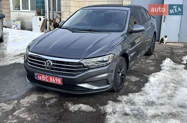Седан Volkswagen Jetta 2019 в Сумах
