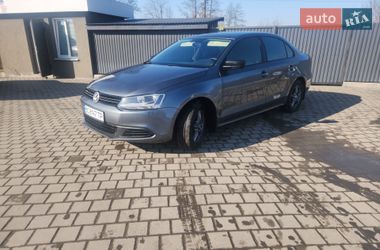 Седан Volkswagen Jetta 2012 в Ивано-Франковске