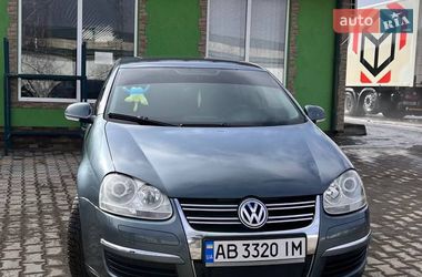 Седан Volkswagen Jetta 2006 в Новоднестровске