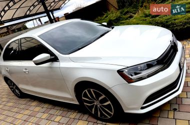 Седан Volkswagen Jetta 2017 в Дніпрі