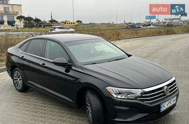 Седан Volkswagen Jetta 2019 в Львове