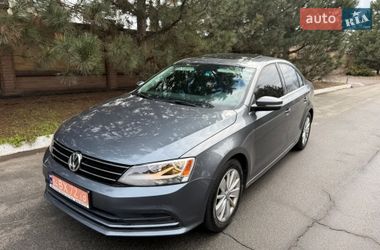 Седан Volkswagen Jetta 2015 в Днепре