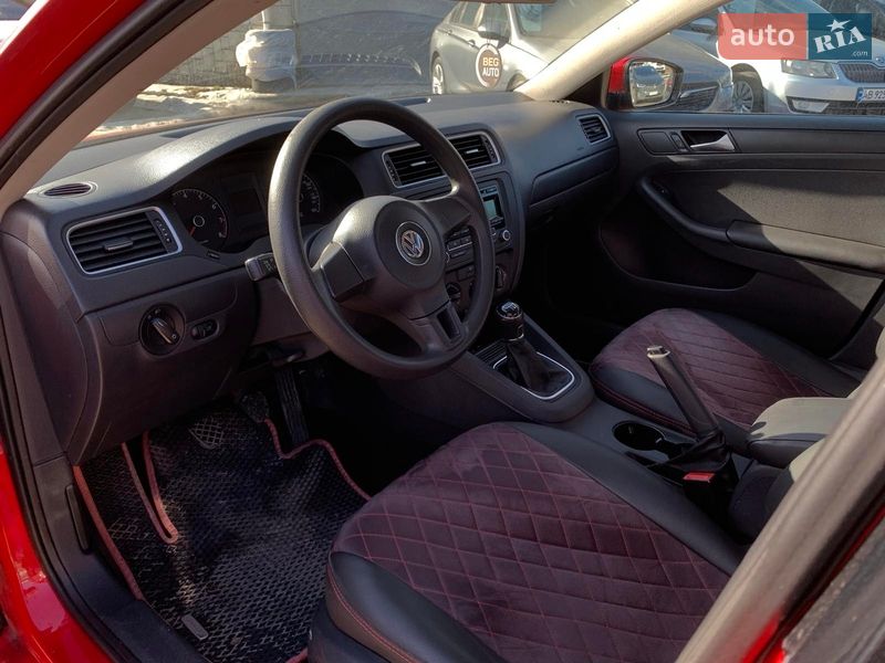 Седан Volkswagen Jetta 2014 в Виннице