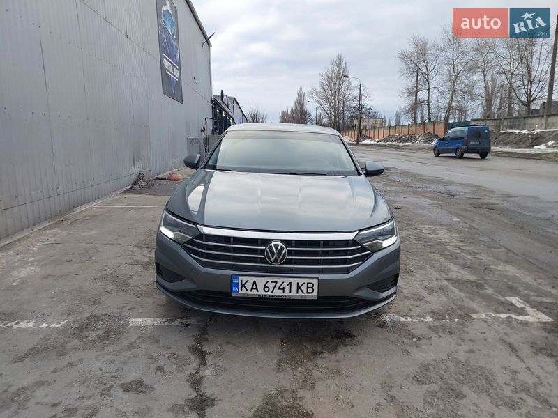 Volkswagen Jetta 2019