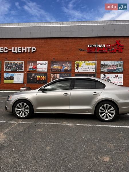 Volkswagen Jetta 2012