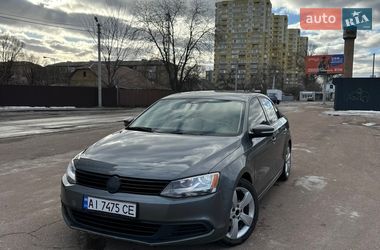 Седан Volkswagen Jetta 2014 в Киеве