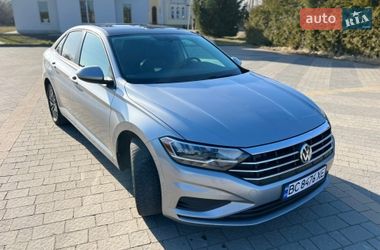 Седан Volkswagen Jetta 2020 в Львові