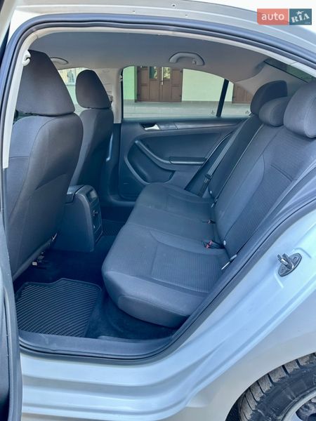 Седан Volkswagen Jetta 2015 в Тульчине