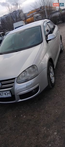 Volkswagen Jetta 2008