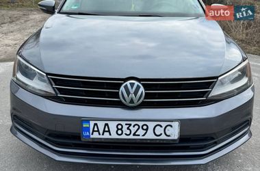 Седан Volkswagen Jetta 2015 в Киеве