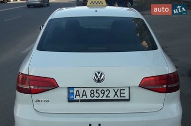 Седан Volkswagen Jetta 2015 в Киеве