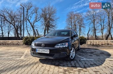 Седан Volkswagen Jetta 2011 в Виннице