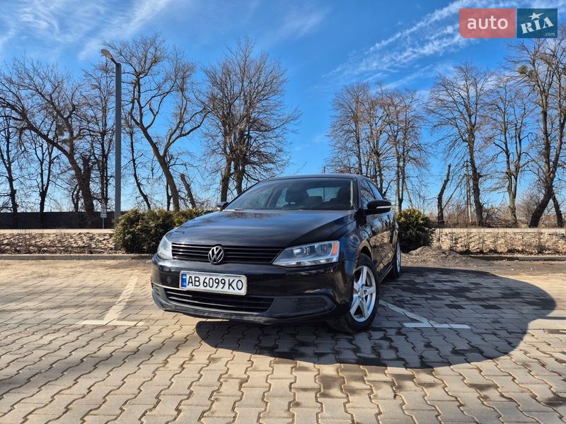 Volkswagen Jetta 2011