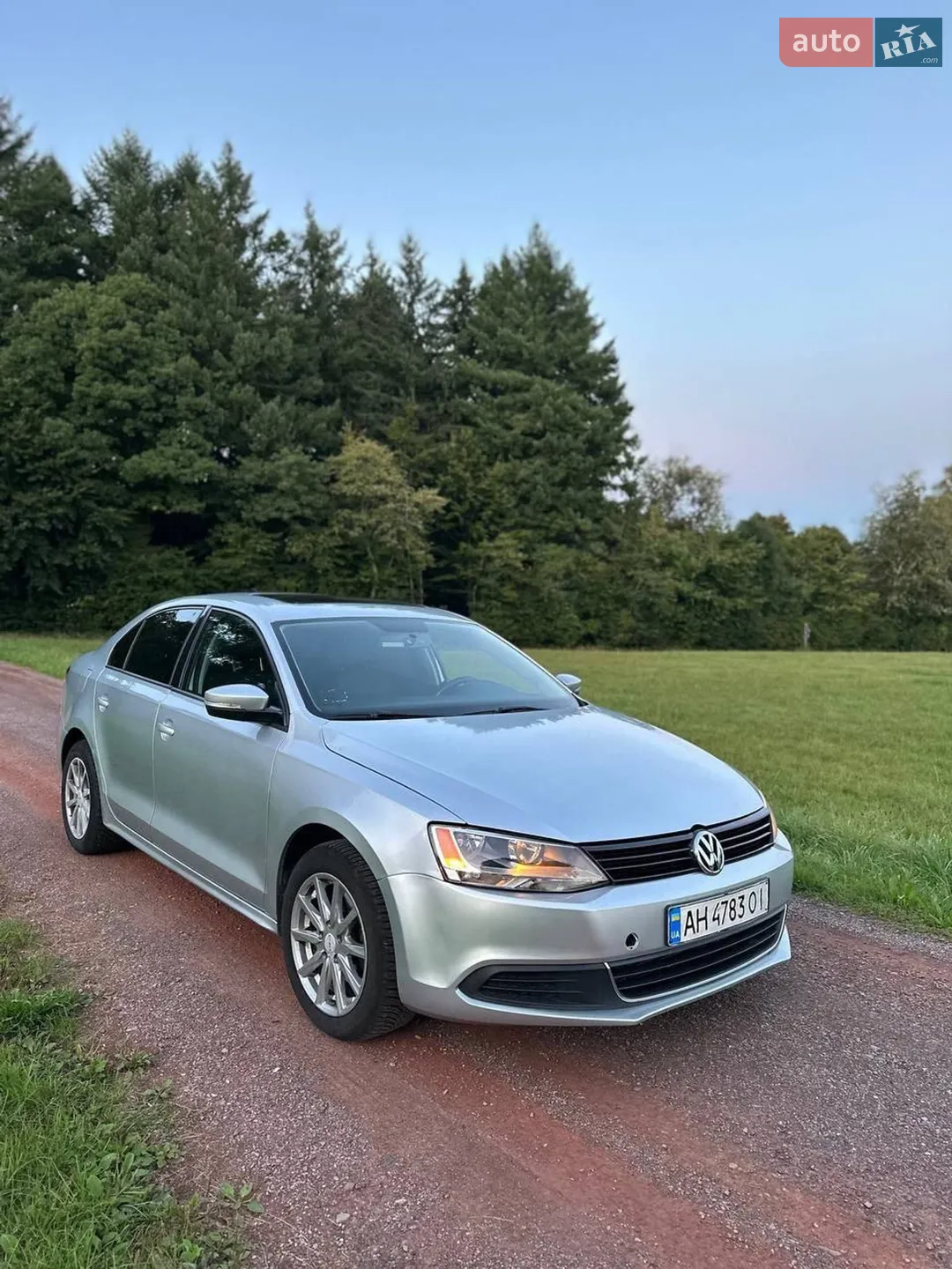 2012 Volkswagen Jetta - мініатюра 2