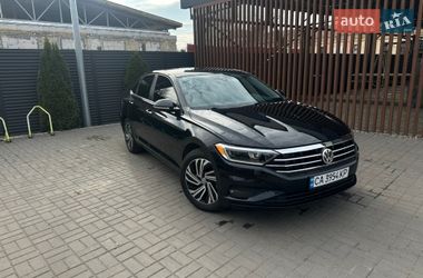 Седан Volkswagen Jetta 2020 в Черкасах