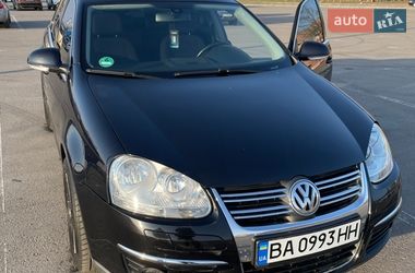 Седан Volkswagen Jetta 2006 в Кропивницькому