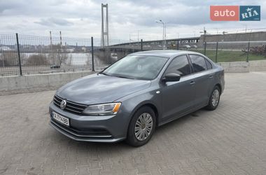 Седан Volkswagen Jetta 2015 в Києві