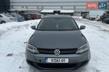 Седан Volkswagen Jetta 2014 в Житомирі