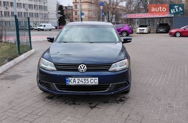 Седан Volkswagen Jetta 2014 в Києві