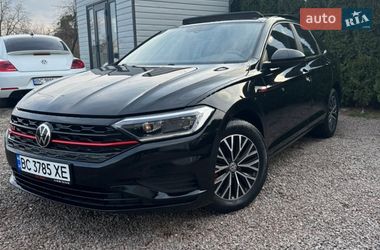 Седан Volkswagen Jetta 2019 в Львове