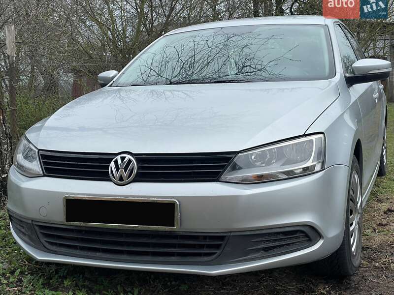 Седан Volkswagen Jetta 2010 в Шептицькому