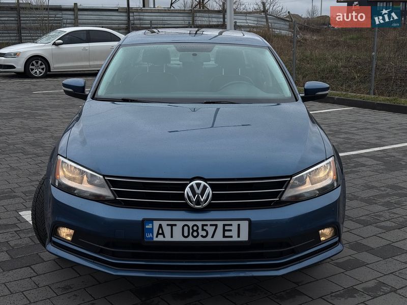 Седан Volkswagen Jetta 2014 в Ивано-Франковске