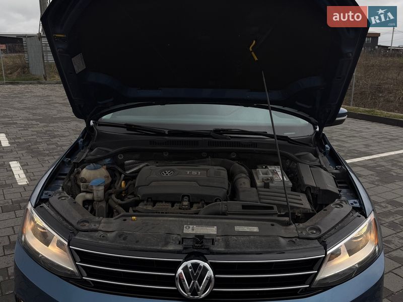 Седан Volkswagen Jetta 2014 в Ивано-Франковске