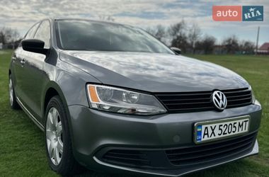 Седан Volkswagen Jetta 2010 в Миргороде