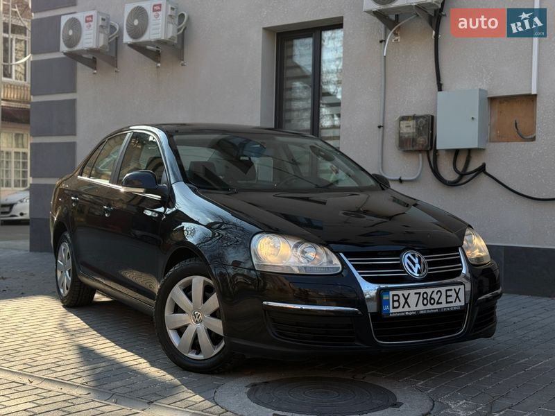Седан Volkswagen Jetta 2005 в Могилев-Подольске