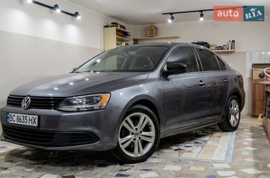 Седан Volkswagen Jetta 2014 в Новояворівську