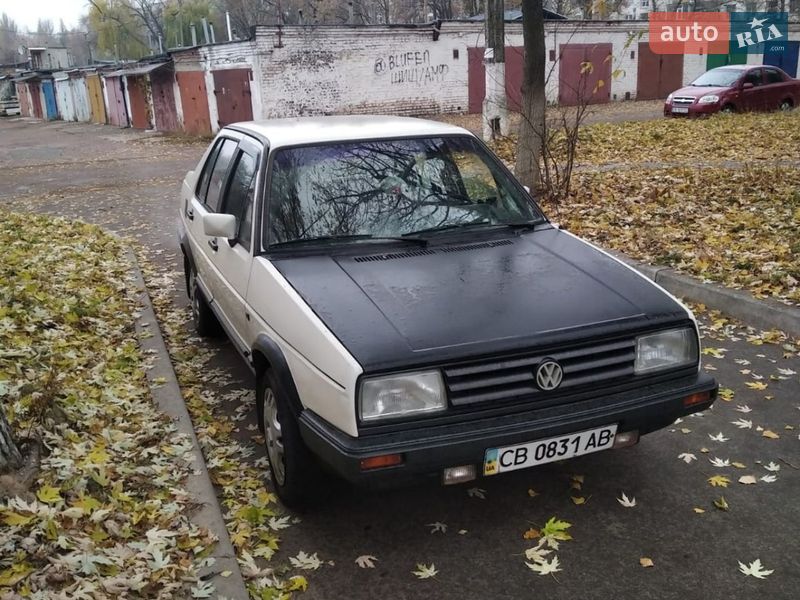 Седан Volkswagen Jetta 1987 в Чернигове