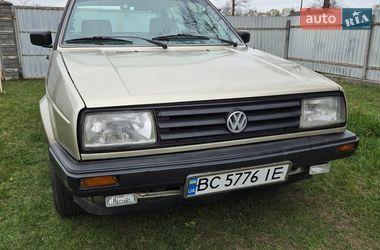 Седан Volkswagen Jetta 1988 в Буске