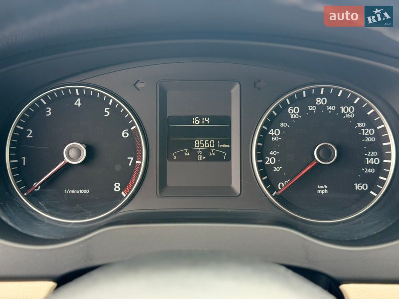 Седан Volkswagen Jetta 2013 в Ивано-Франковске фото 12 Седан Volkswagen Jetta 2013 в Ивано-Франковске