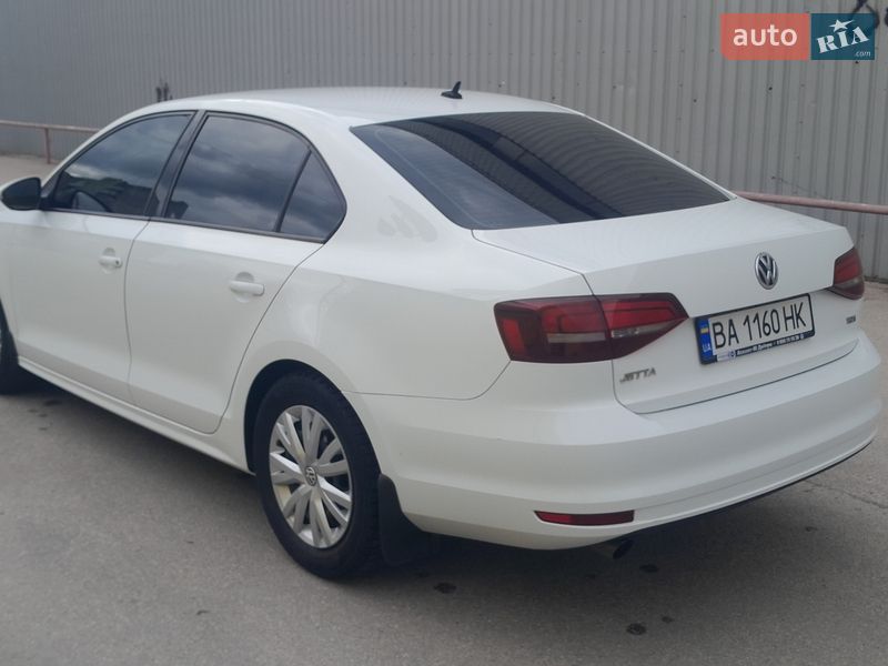 Седан Volkswagen Jetta 2016 в Кропивницькому
