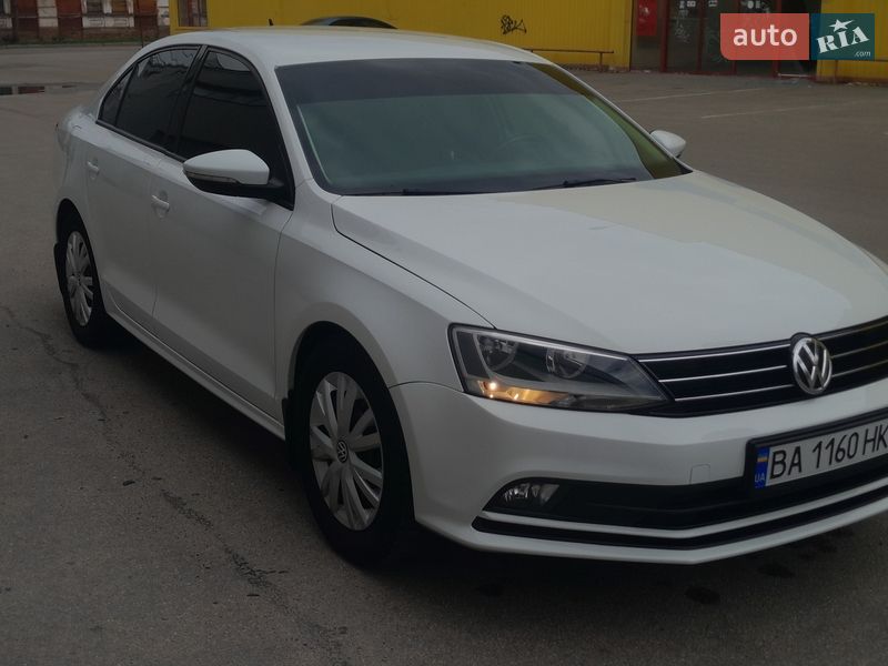 Седан Volkswagen Jetta 2016 в Кропивницькому