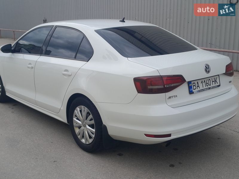 Седан Volkswagen Jetta 2016 в Кропивницькому