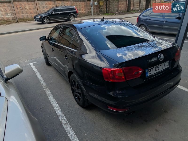 Седан Volkswagen Jetta 2013 в Одессе