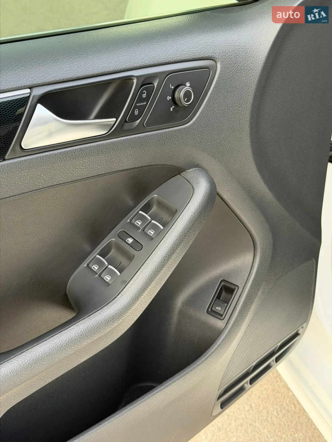 2016 Volkswagen Jetta - мініатюра 21