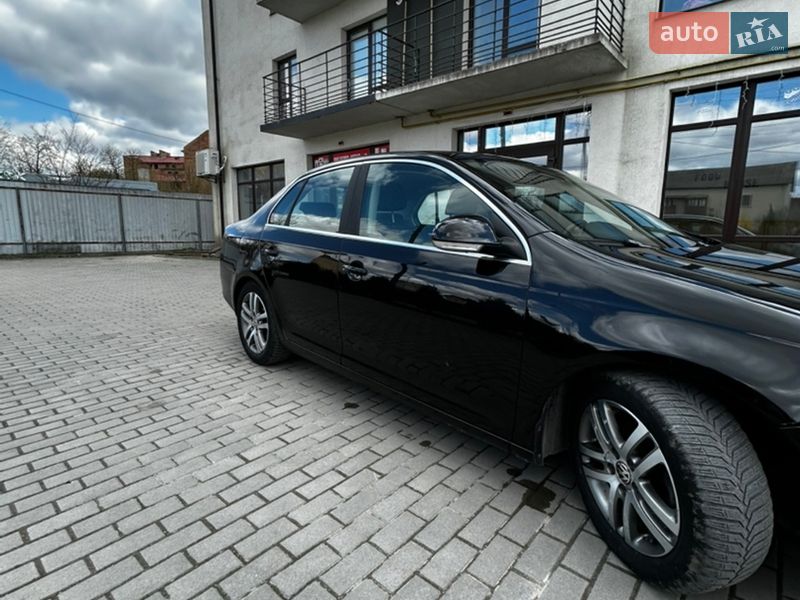 Седан Volkswagen Jetta 2008 в Кременце