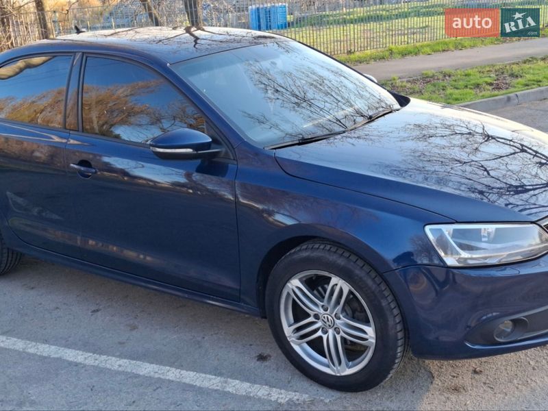 Седан Volkswagen Jetta 2011 в Полтаве фото 3 Седан Volkswagen Jetta 2011 в Полтаве