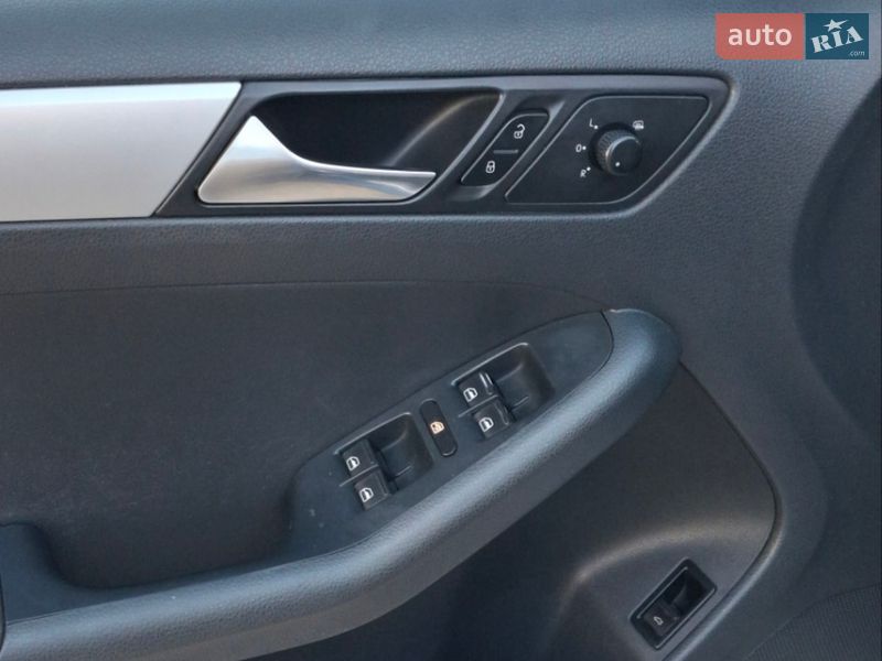 Седан Volkswagen Jetta 2011 в Полтаве фото 23 Седан Volkswagen Jetta 2011 в Полтаве