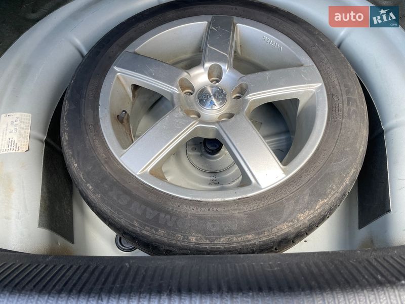 Седан Volkswagen Jetta 2005 в Бердичеве