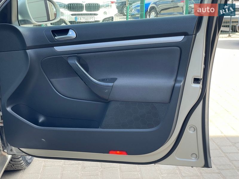 Седан Volkswagen Jetta 2005 в Бердичеве