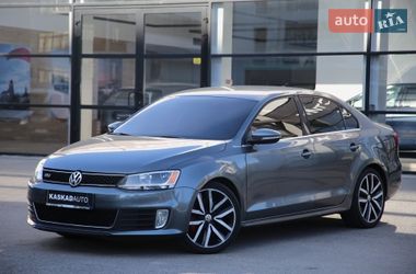 Седан Volkswagen Jetta 2012 в Харькове