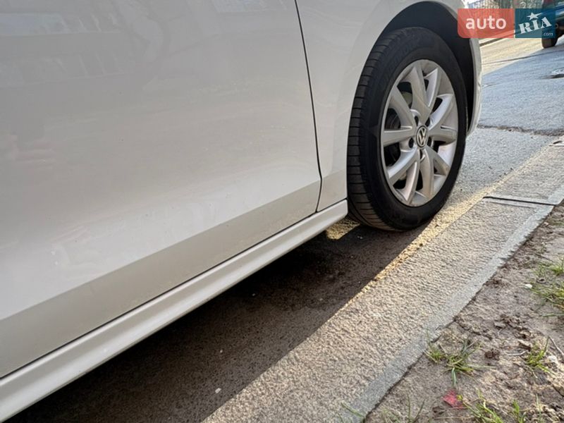 Седан Volkswagen Jetta 2013 в Киеве