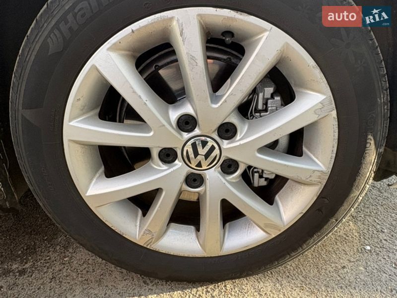 Седан Volkswagen Jetta 2013 в Киеве